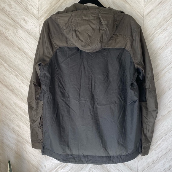 🍋*Exclusive Lululemon lab Axiom packable Jacket🍋 - Picture 6 of 8